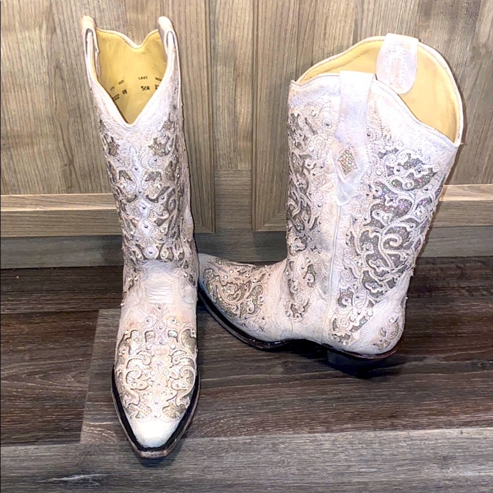 Corral handcrafted boots!